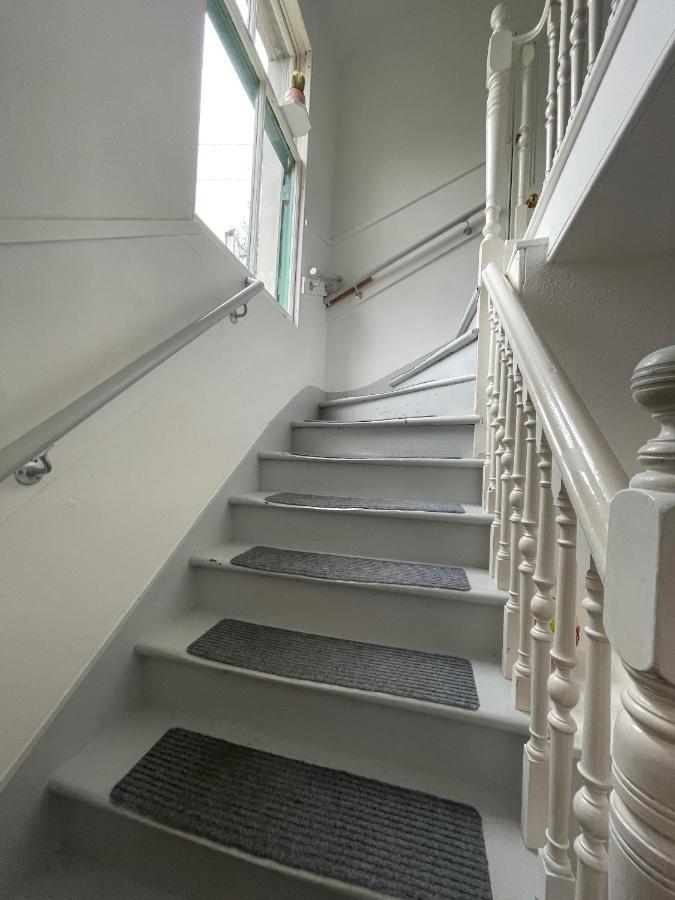 Glen Ness Apartment In Tranquil Area Of City Centre インヴァネス エクステリア 写真